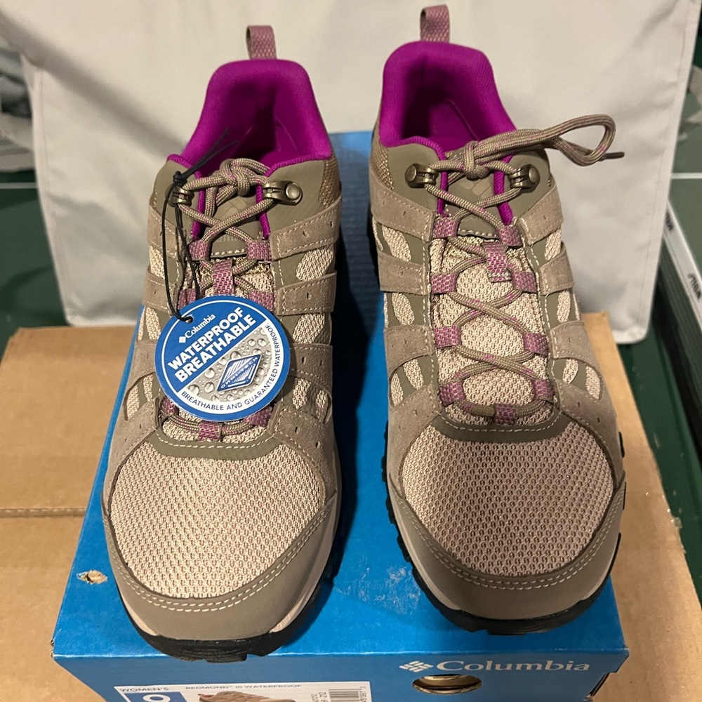 NEW Columbia Women’s Redmond III Waterproof Shoes, 9M